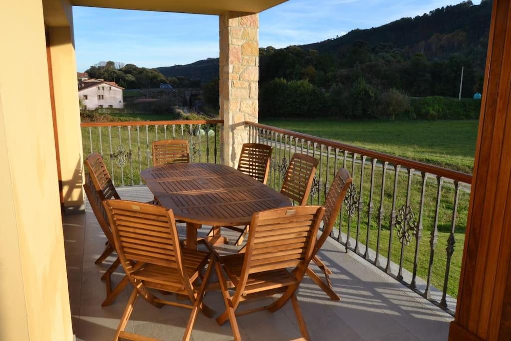 Pendueles Casa Manuela Llanes Asturias.ヴィラ エクステリア 写真
