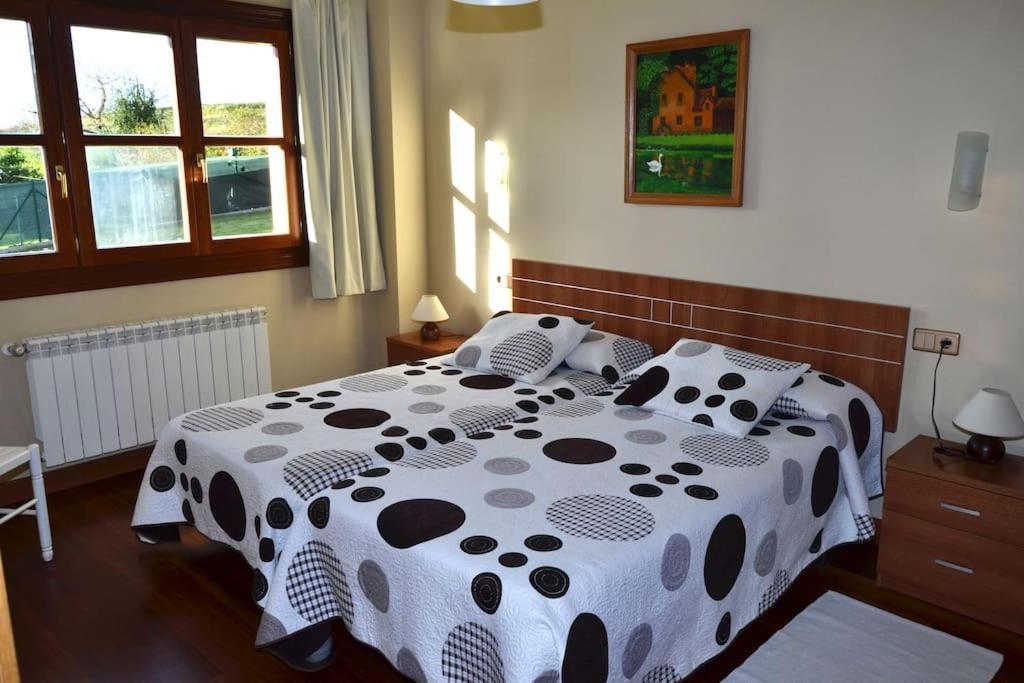 Pendueles Casa Manuela Llanes Asturias.ヴィラ エクステリア 写真